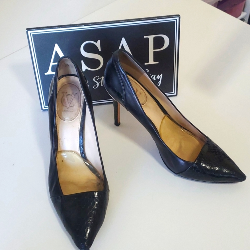Women's black leather with gold trim accent